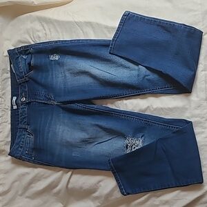 Kensie Distressed Mid-Rise Skinny Jeans 👖 😍
